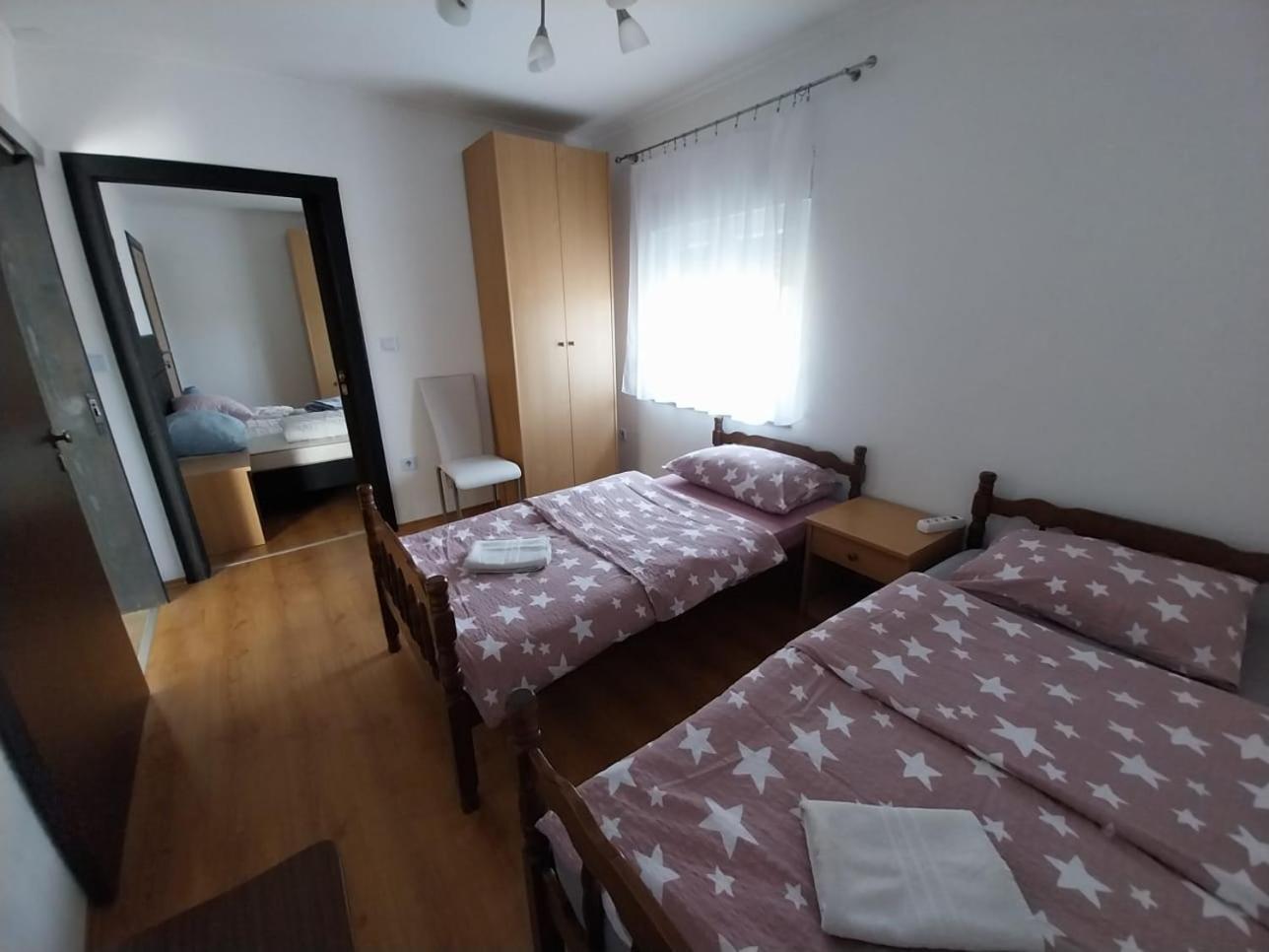 Guesthouse Juka Gospić Eksteriør bilde