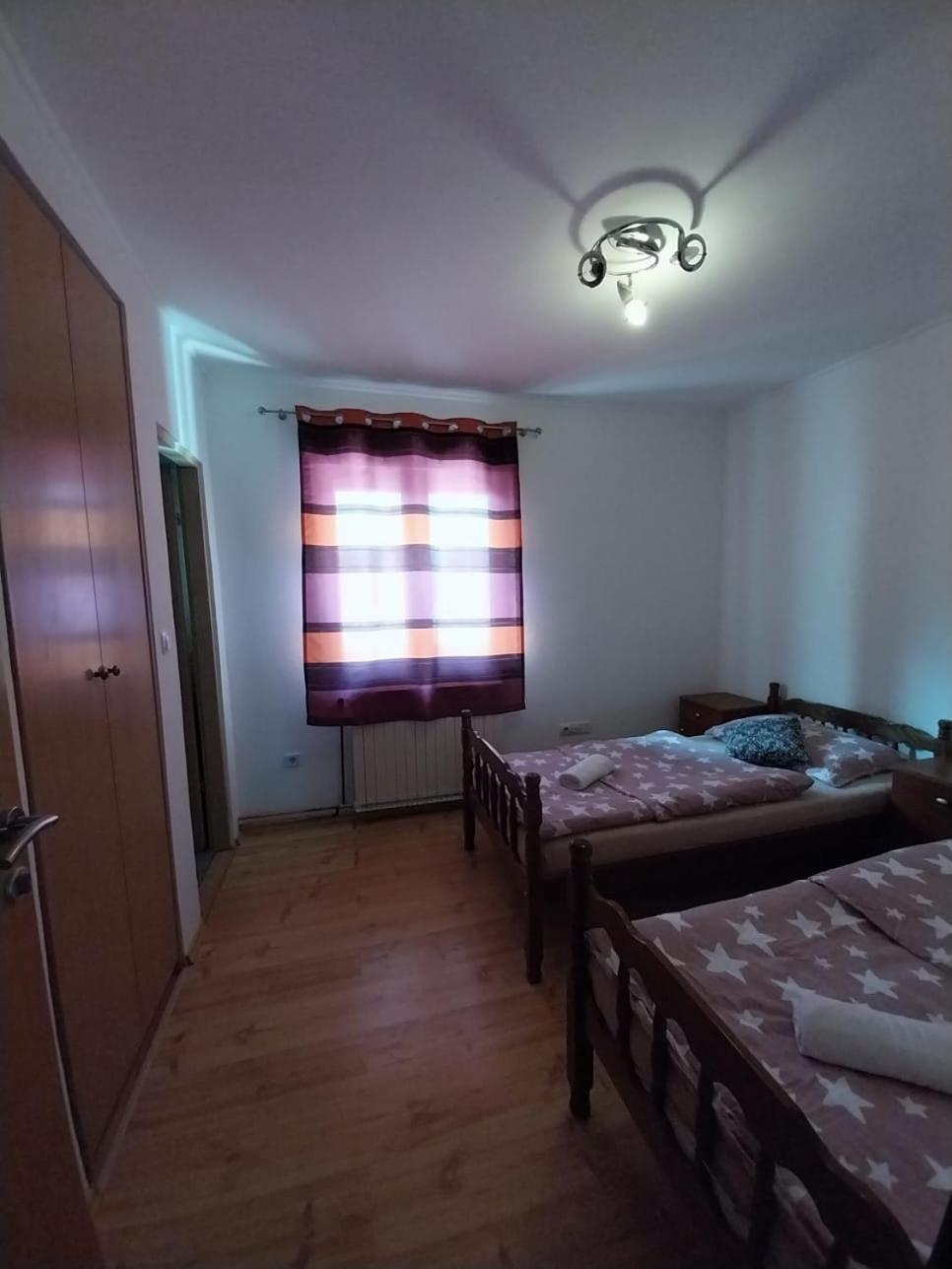 Guesthouse Juka Gospić Eksteriør bilde