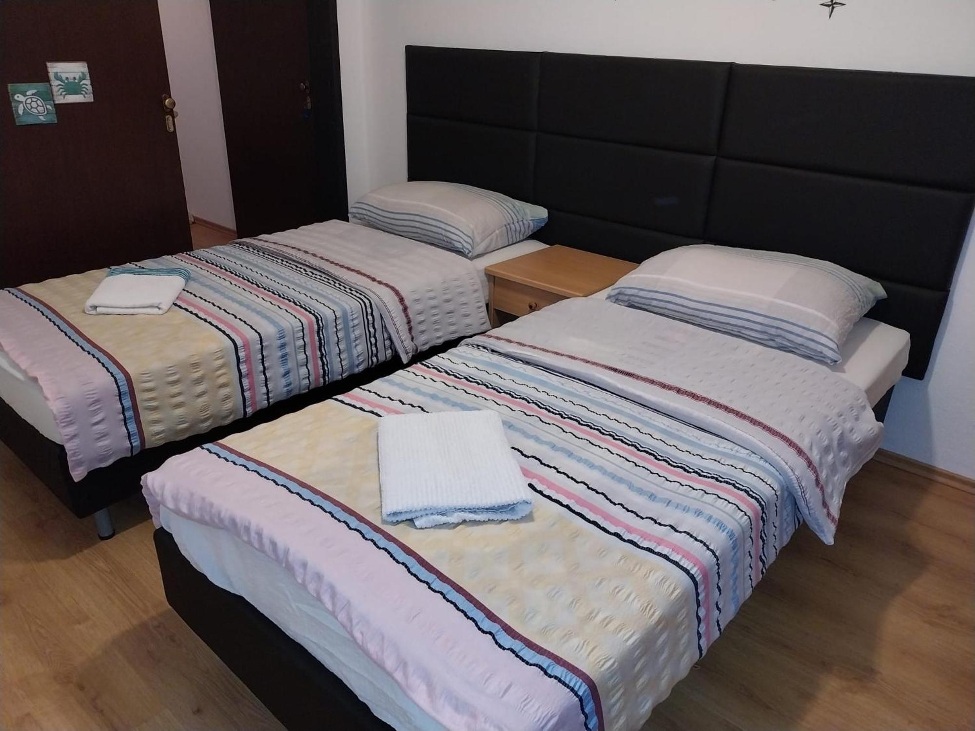 Guesthouse Juka Gospić Eksteriør bilde