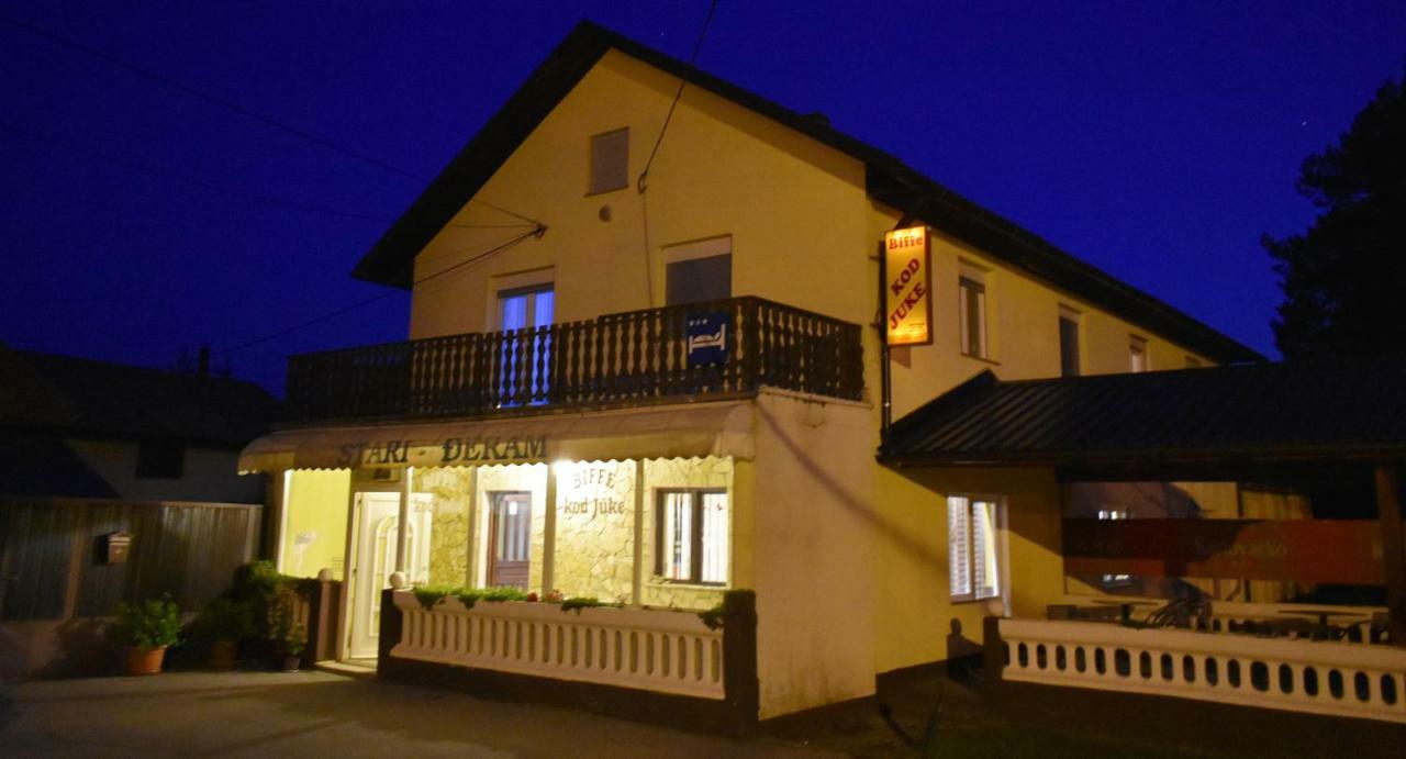 Guesthouse Juka Gospić Eksteriør bilde